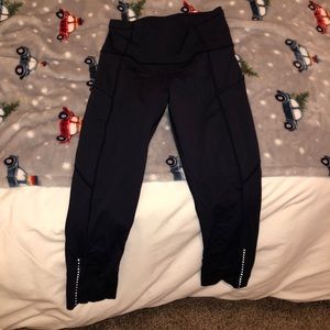 Navy Lululemon leggings